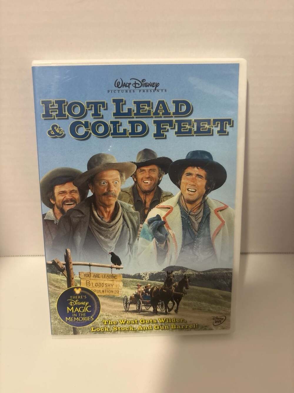 Walt Disney Pictures Hot Lead & Cold Feet DVD